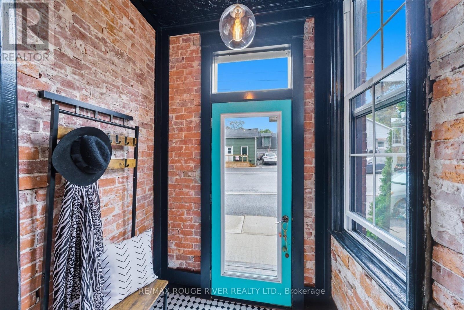 11 BRAMLEY STREET NORTH Image 5