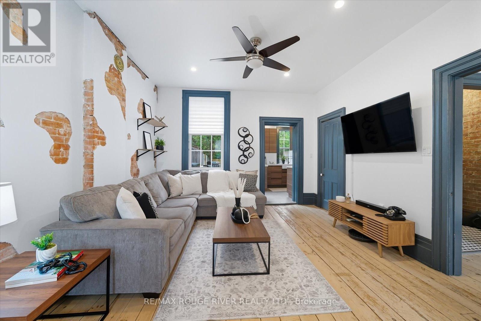 11 BRAMLEY STREET NORTH Image 8