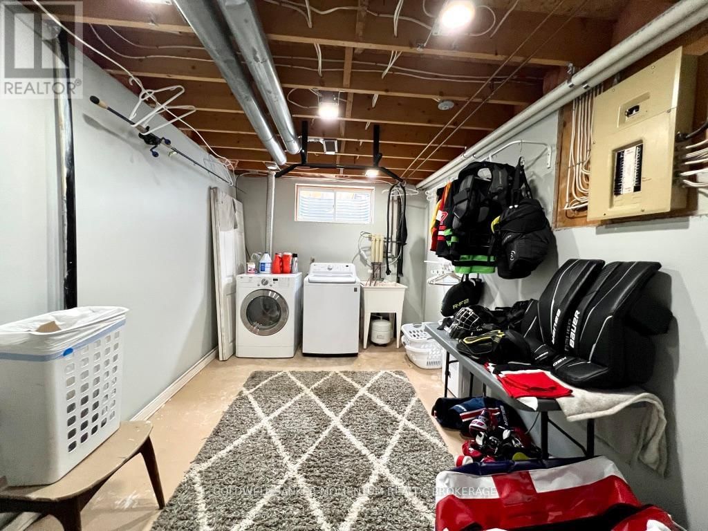 3933 VINEYARD CRESCENT Image 38