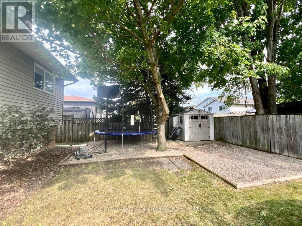 3933 VINEYARD CRESCENT Image 44