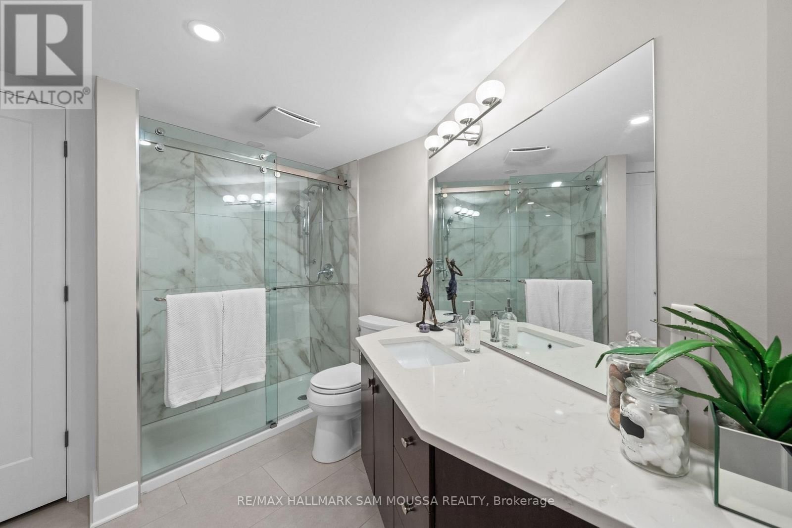 25 MARSH SPARROW PRIVATE Image 38