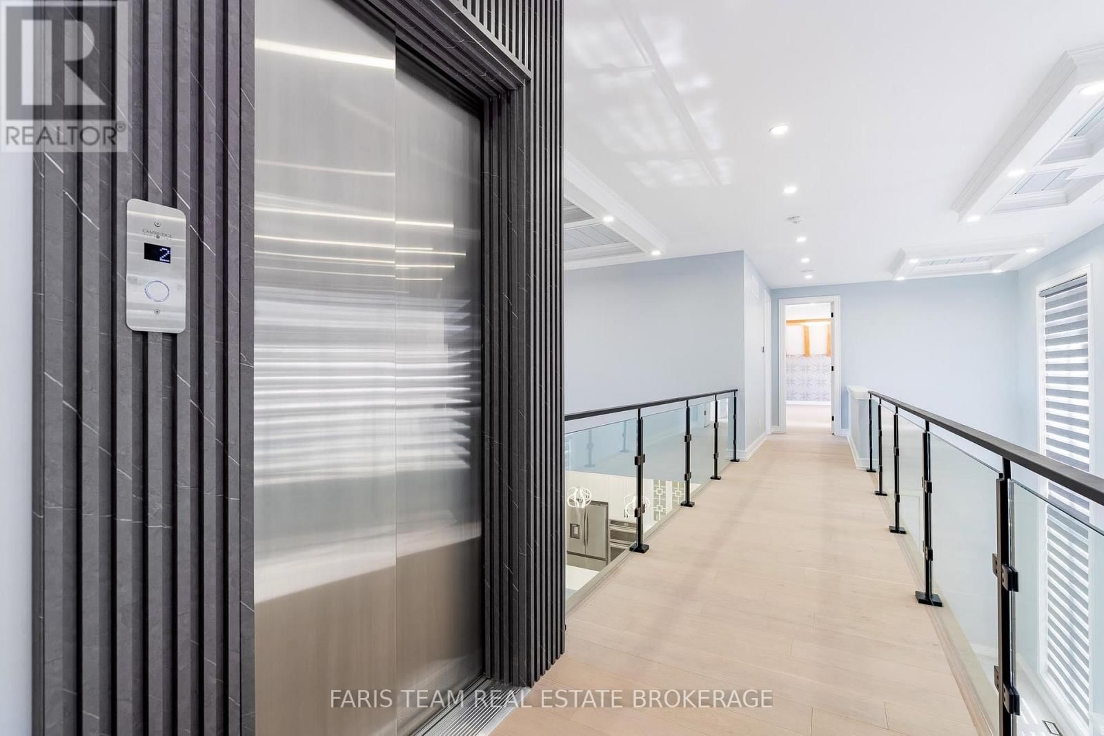 409381 GREY ROAD 4 Image 24