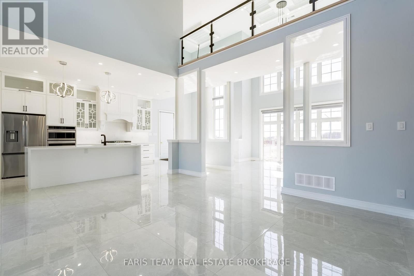 409381 GREY ROAD 4 Image 7