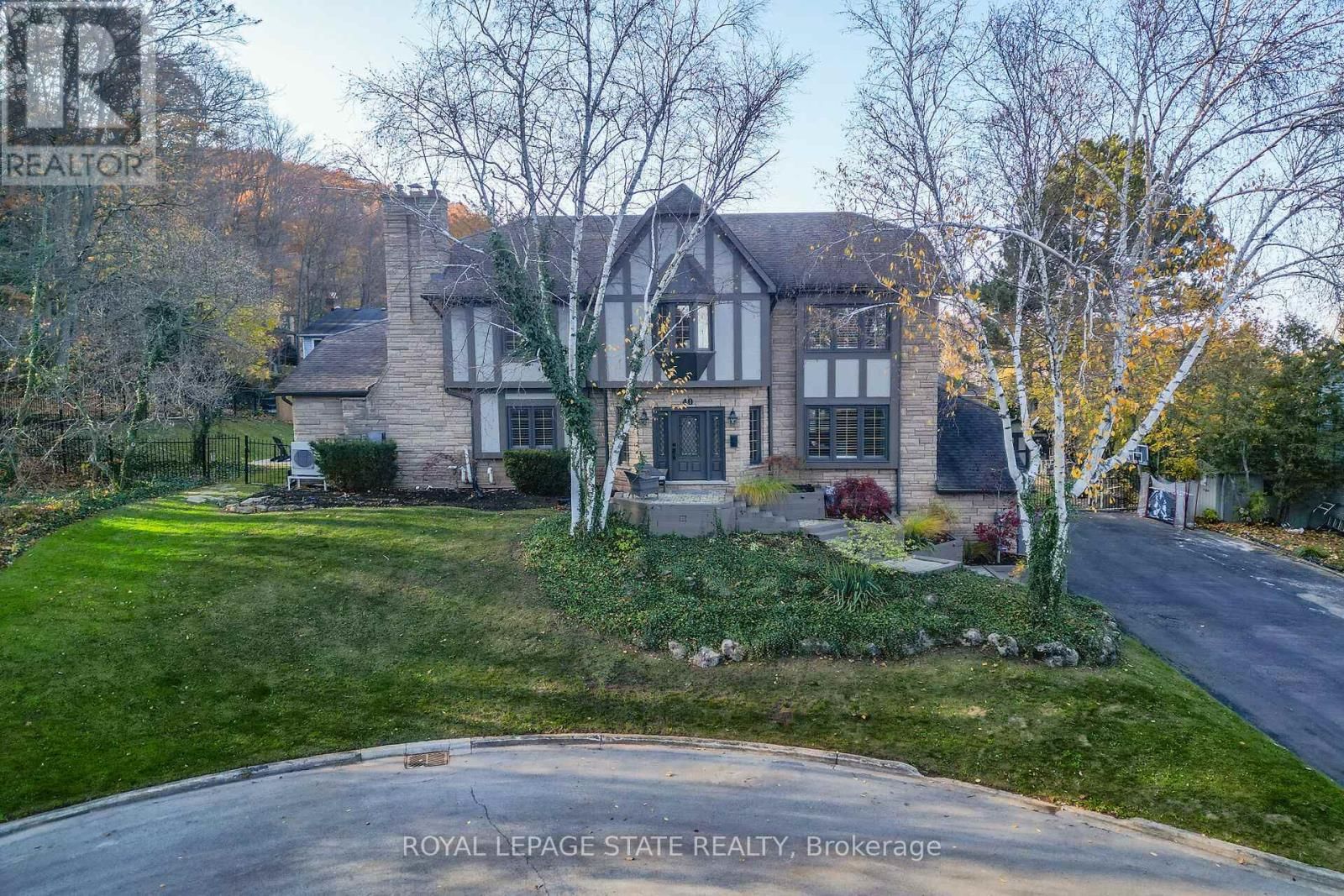 40 PARKWOOD ROAD Image 1