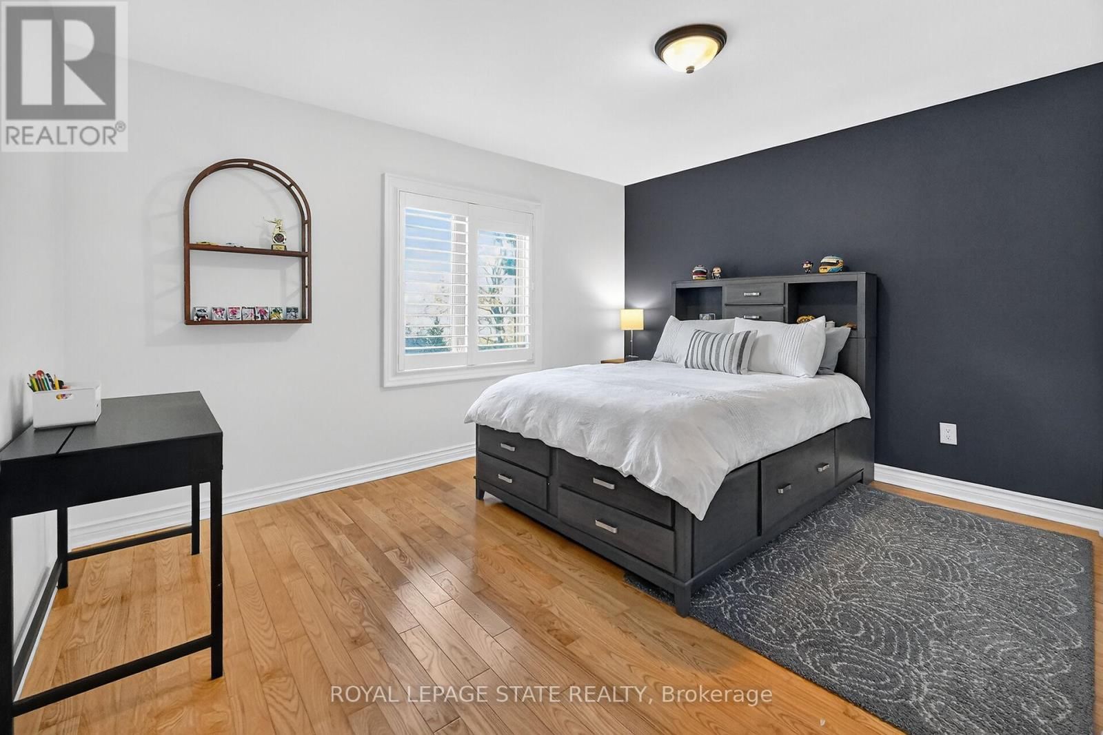 40 PARKWOOD ROAD Image 32