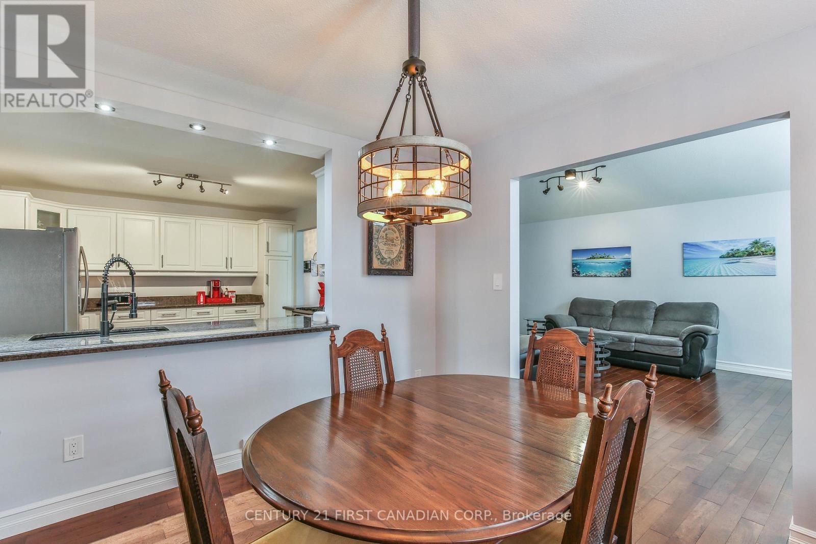 24 LINWOOD DRIVE Image 11