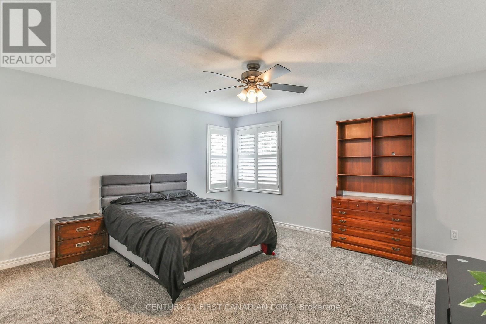 24 LINWOOD DRIVE Image 14