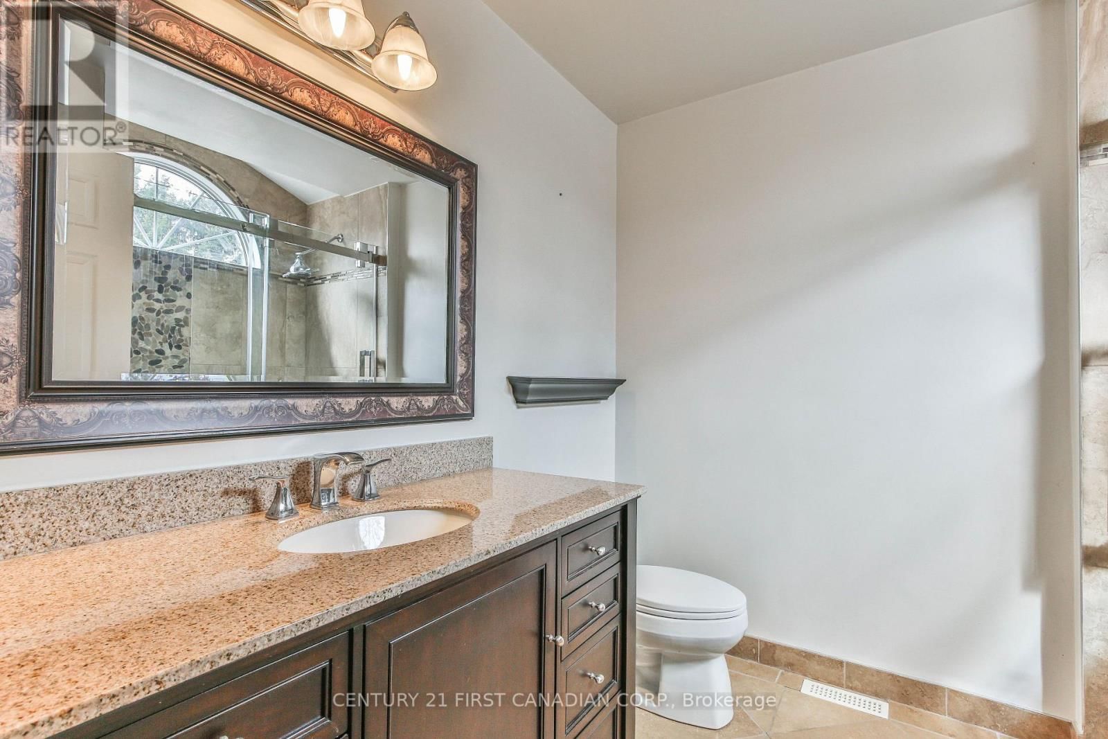 24 LINWOOD DRIVE Image 15