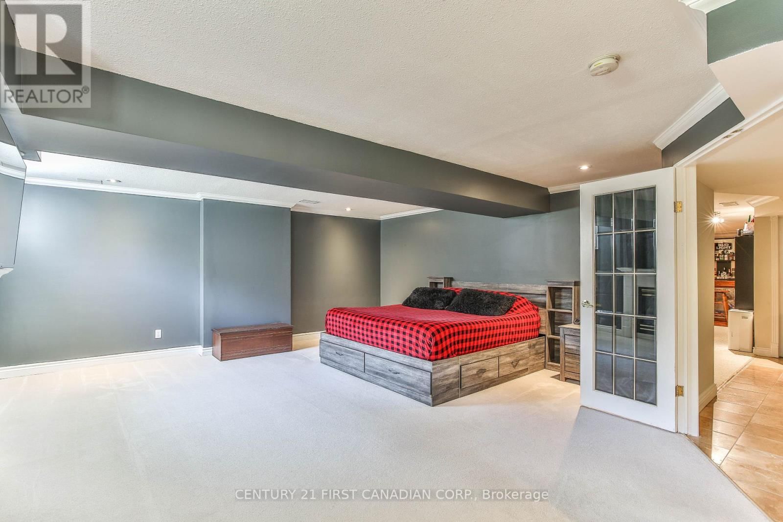 24 LINWOOD DRIVE Image 21