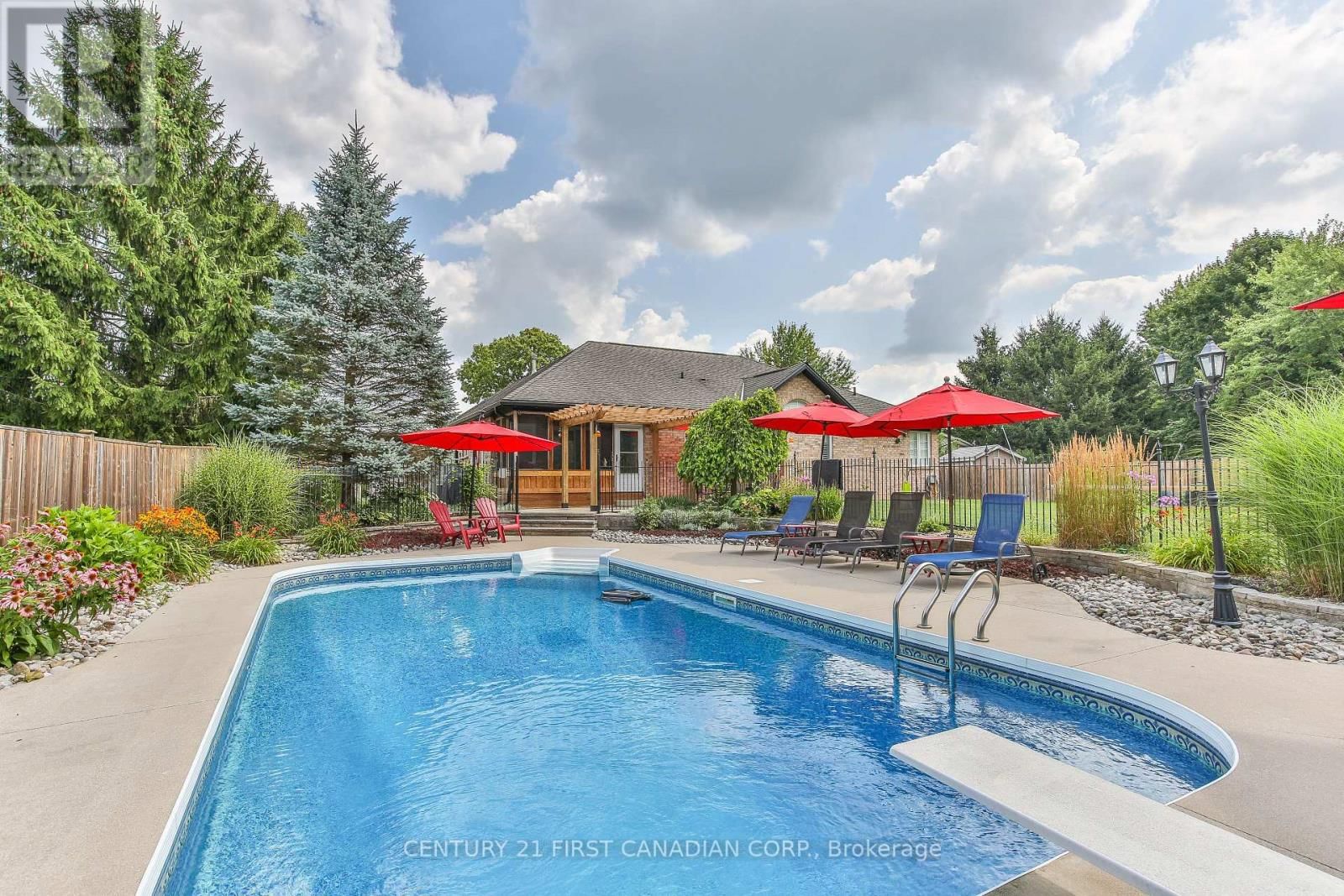 24 LINWOOD DRIVE Image 37