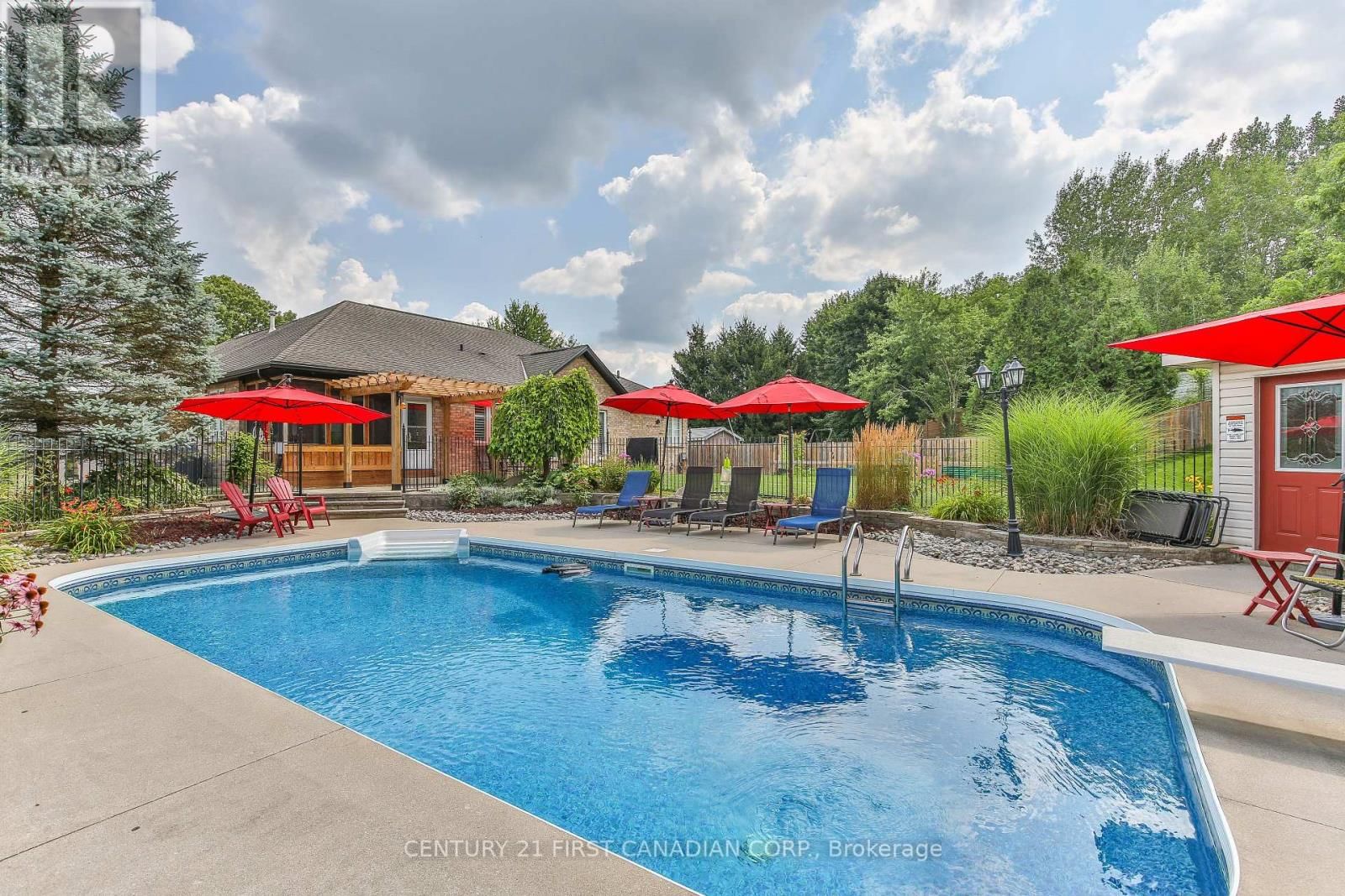 24 LINWOOD DRIVE Image 38