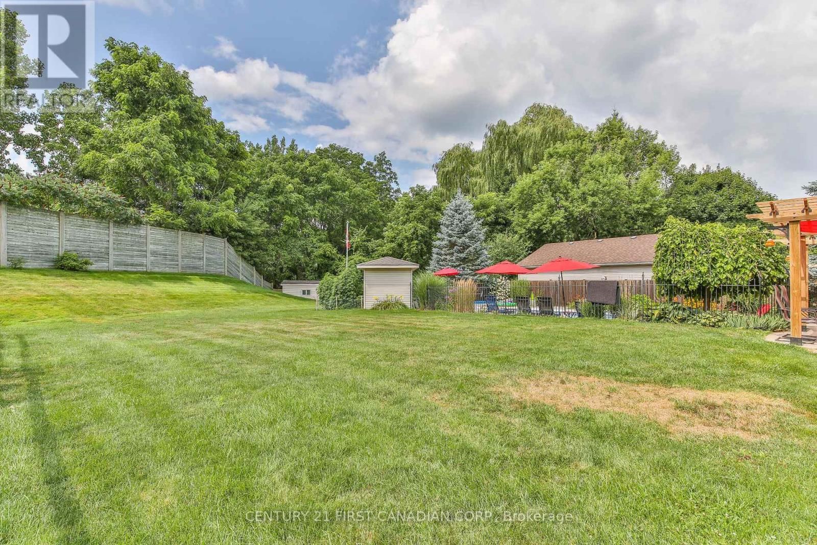 24 LINWOOD DRIVE Image 41