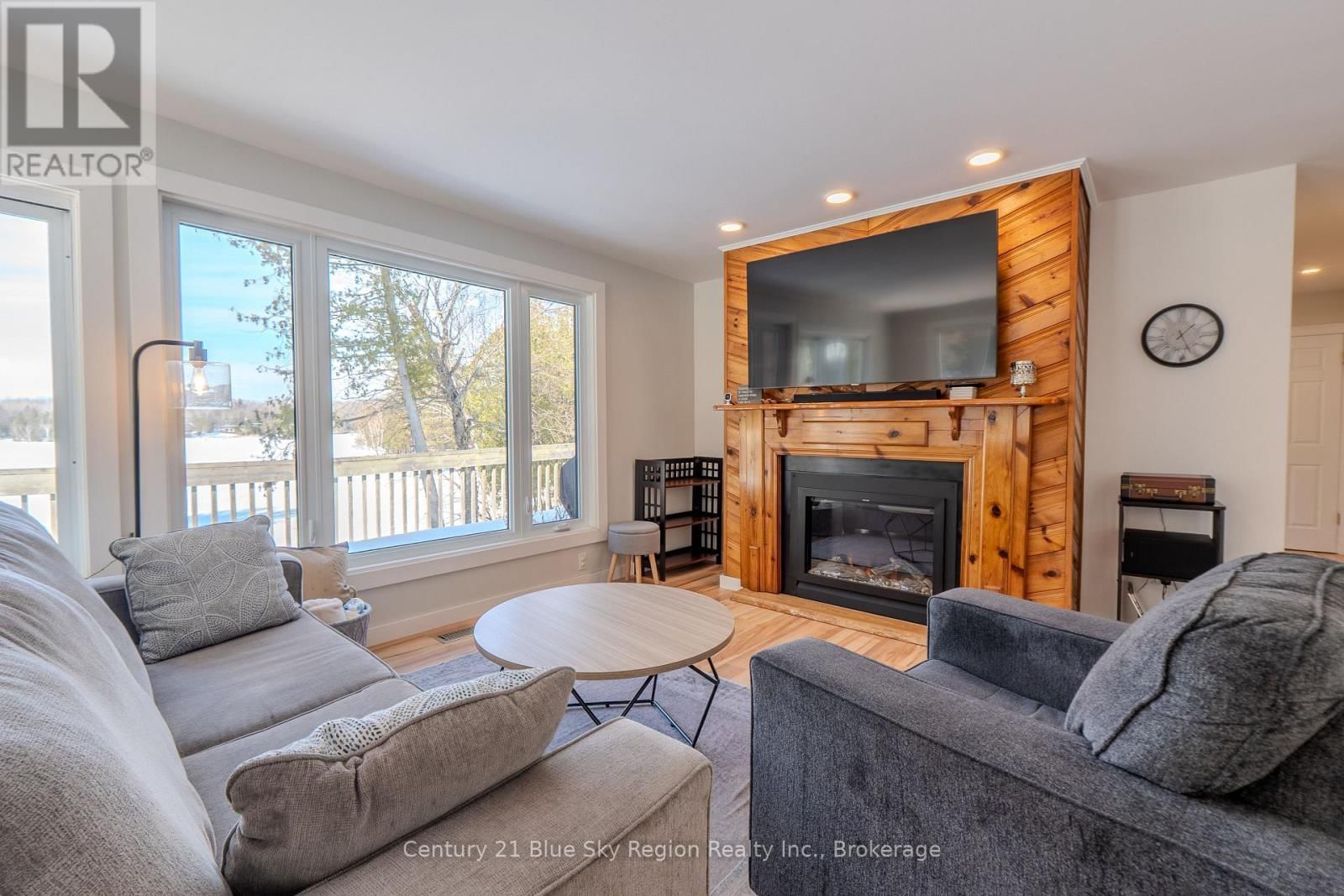 12 CHERRY LANE Image 25