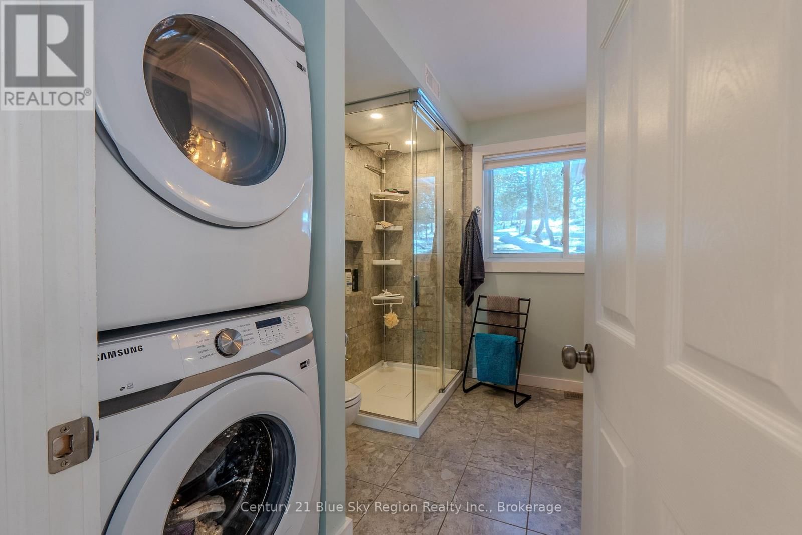 12 CHERRY LANE Image 30