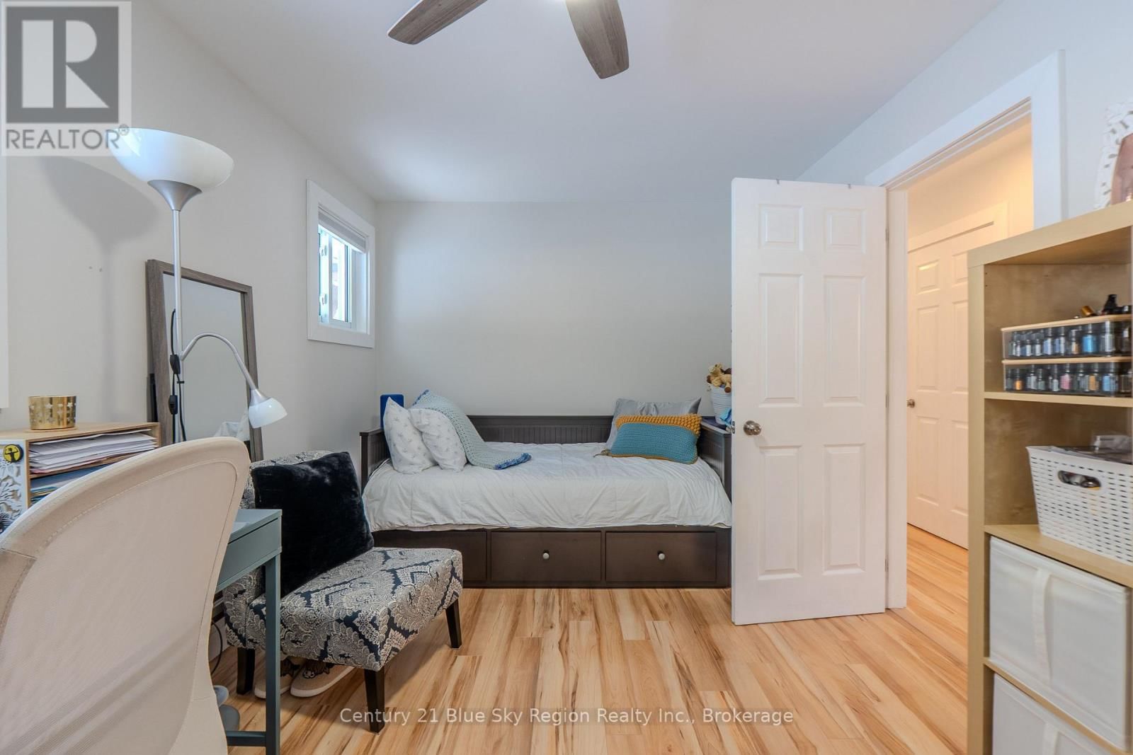 12 CHERRY LANE Image 37