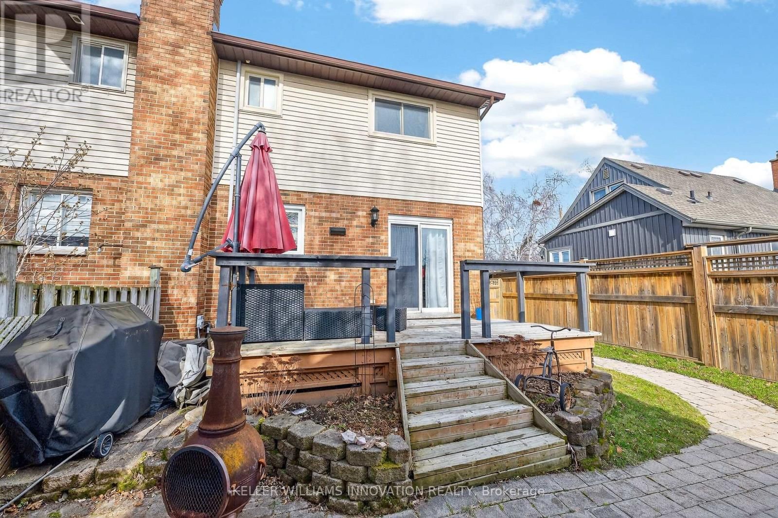 19 GRAND AVENUE Image 41