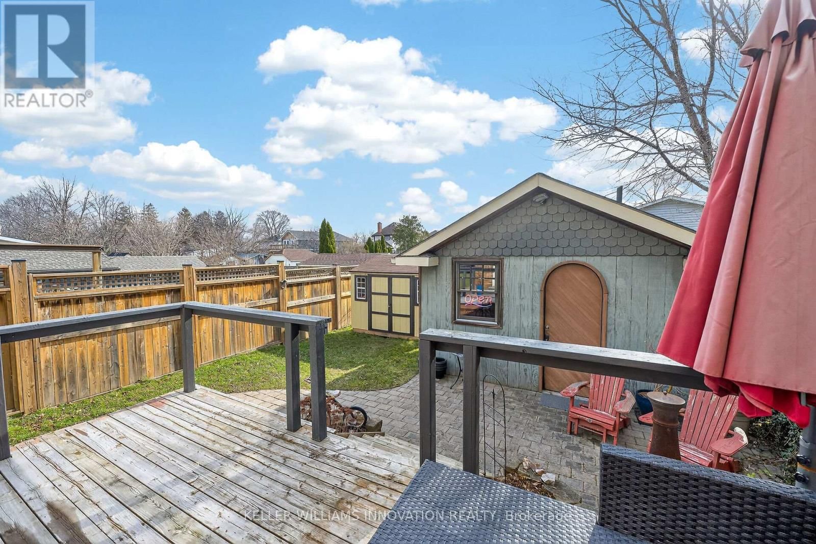 19 GRAND AVENUE Image 42