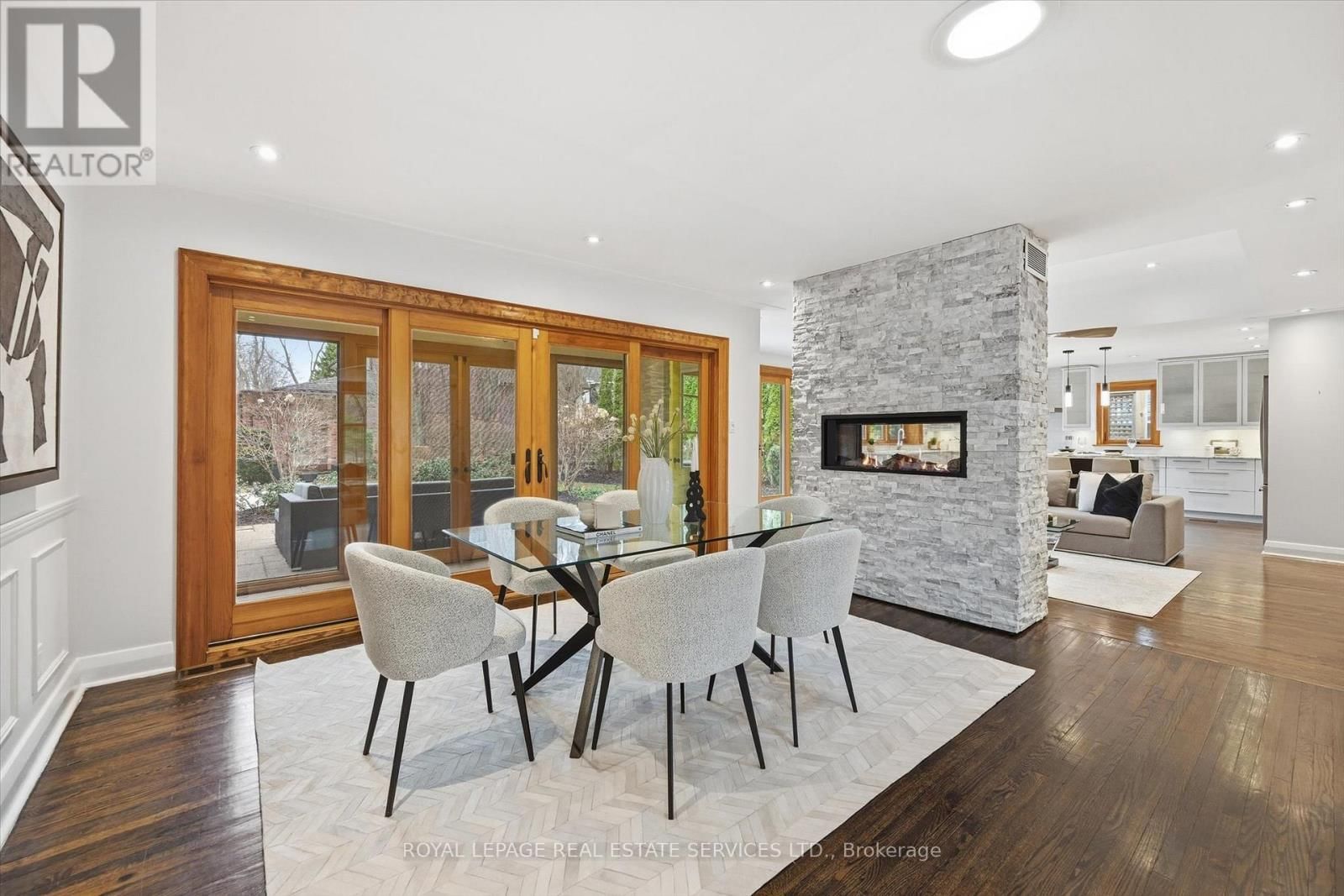 108 LLOYMINN AVENUE Image 21