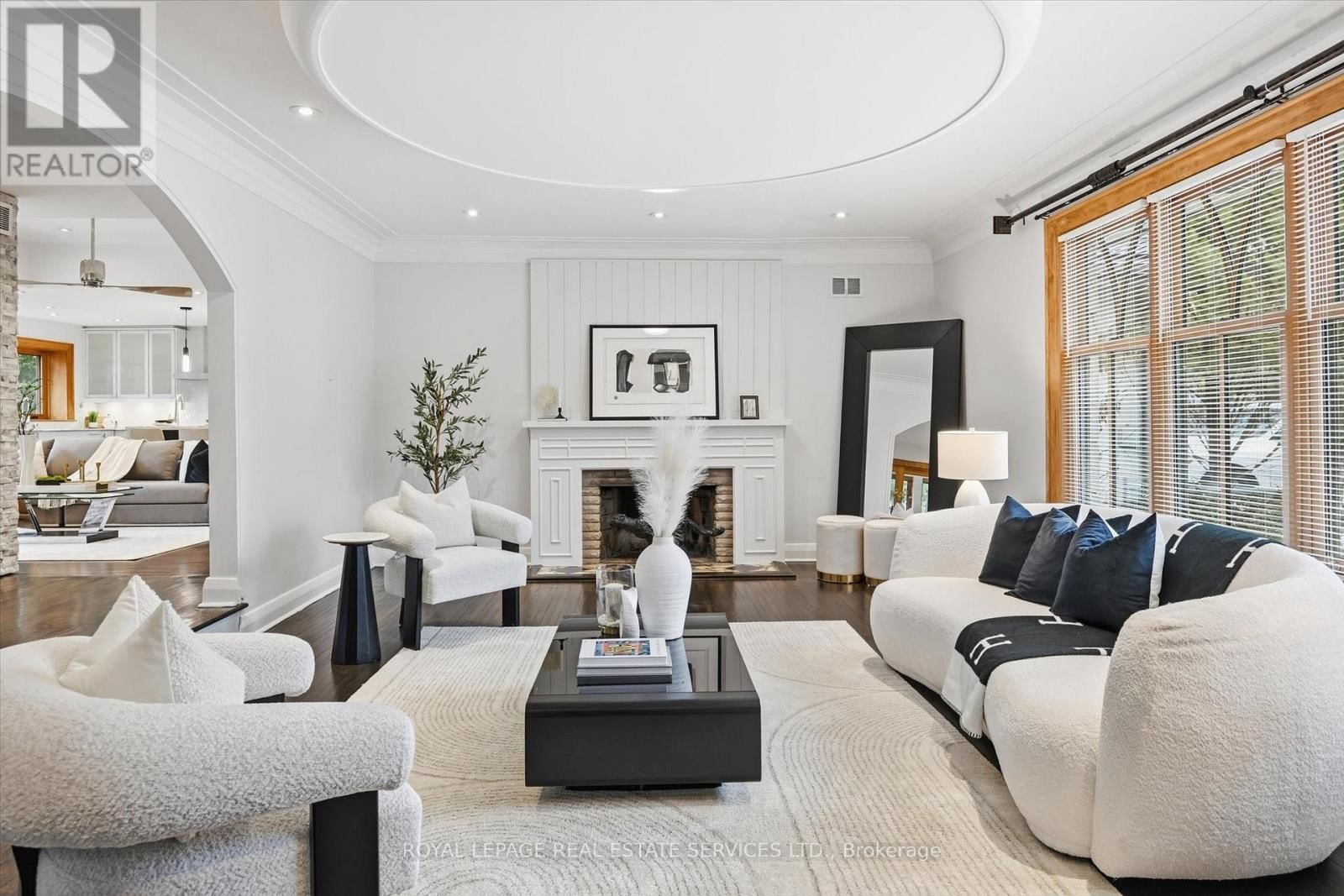 108 LLOYMINN AVENUE Image 7