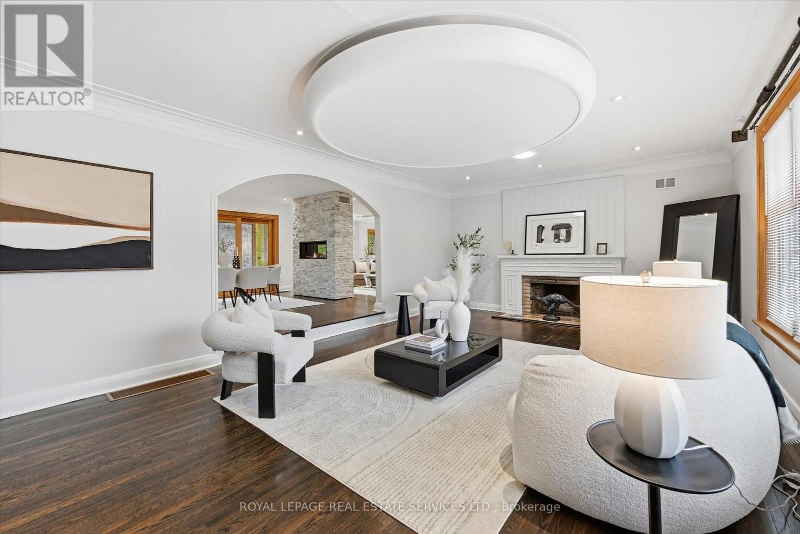 108 LLOYMINN AVENUE Image 8