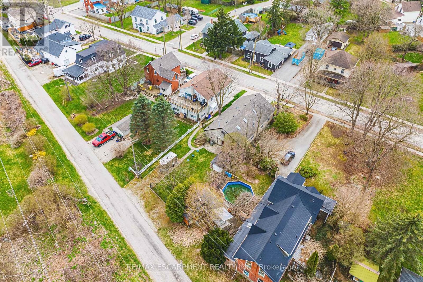 110 FREELTON ROAD Image 39