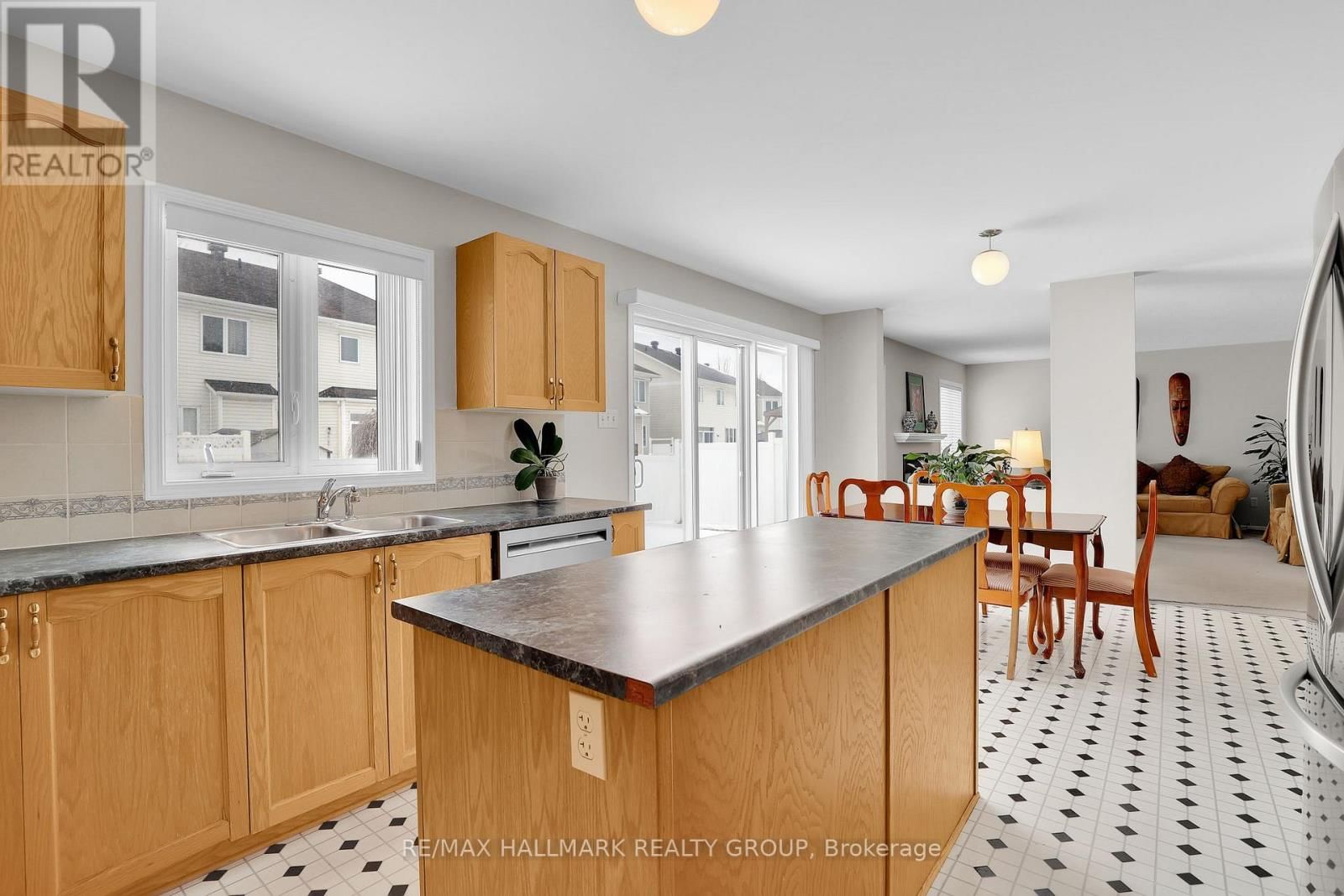 634 AQUAVIEW DRIVE Image 16