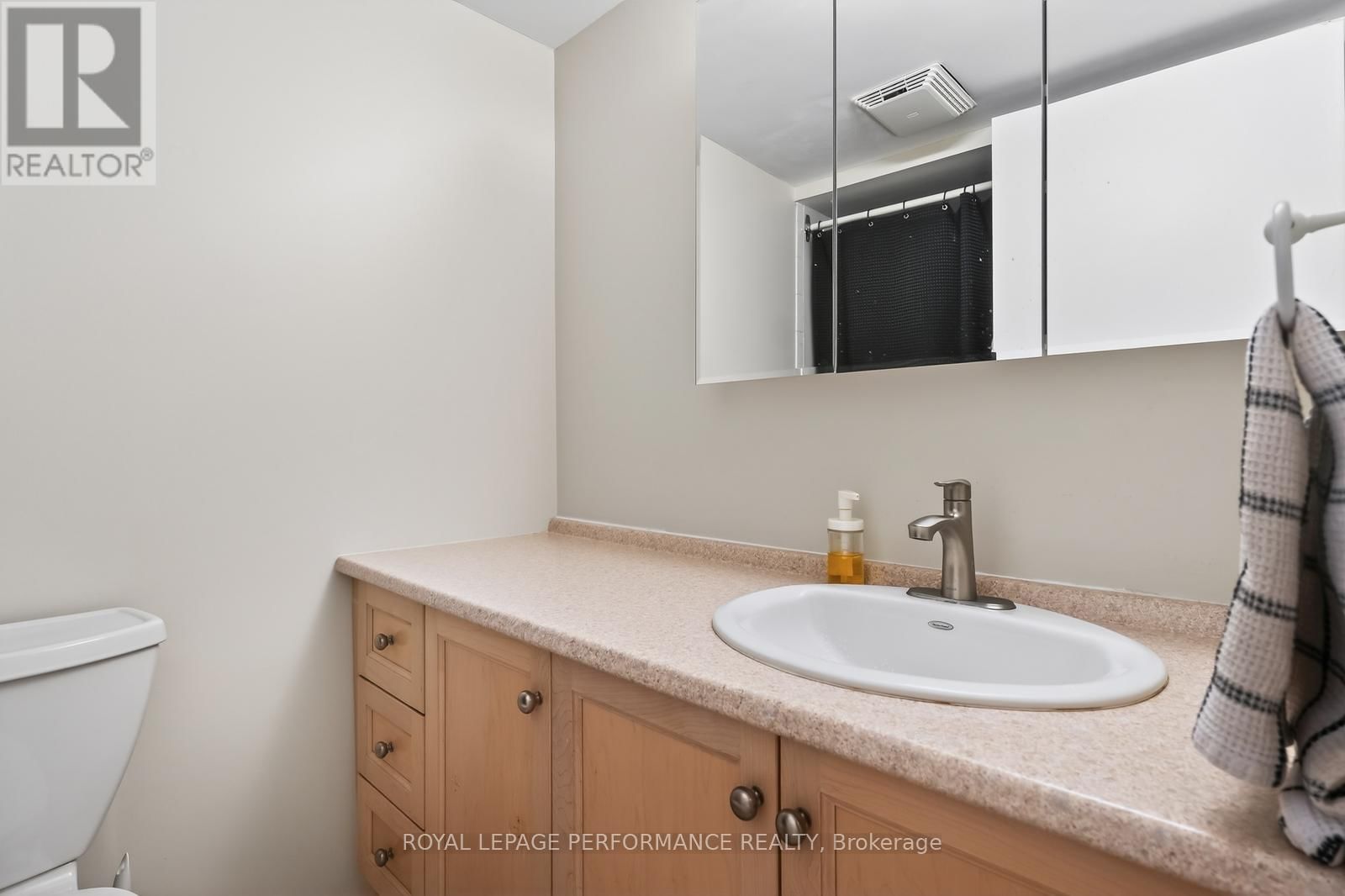 207 - 265 POULIN AVENUE Image 19