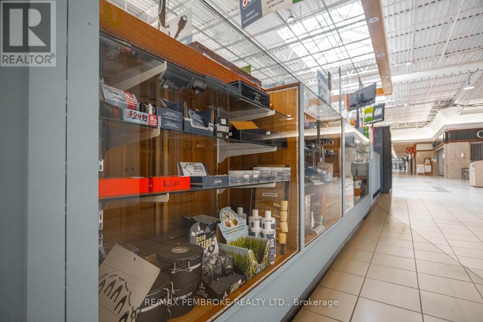 1100 PEMBROKE STREET EAST Image 6