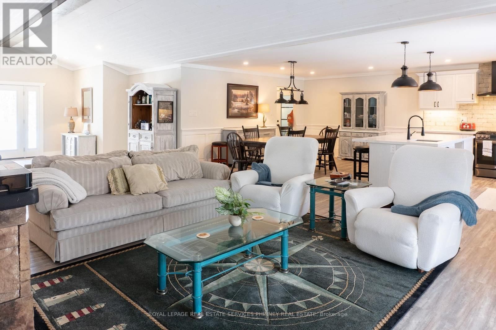 1068 XAVIER STREET Image 17