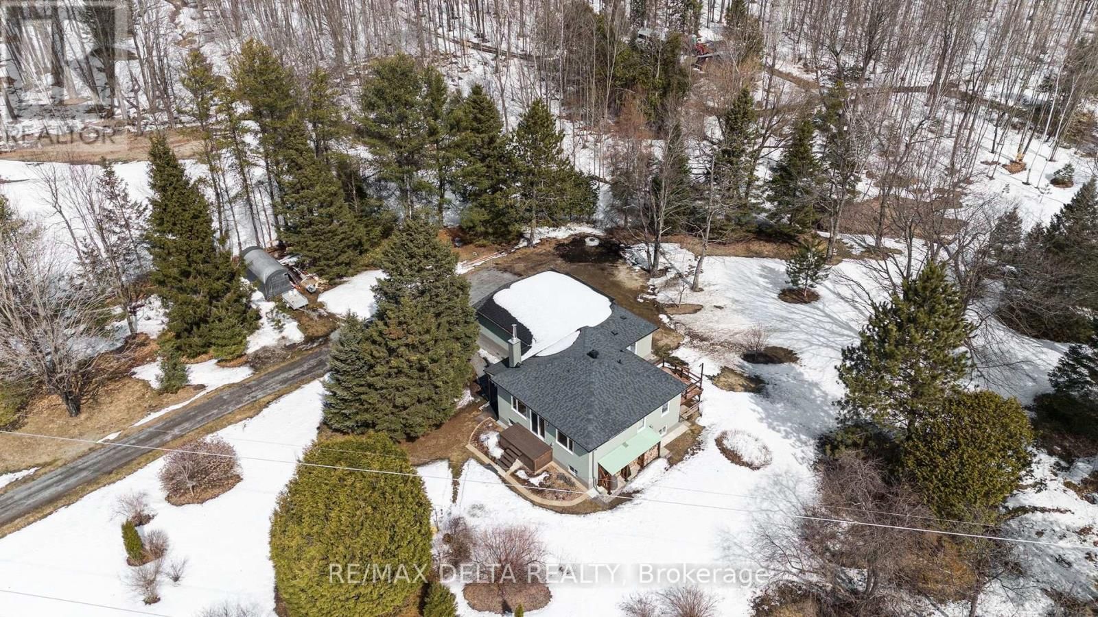 3395 MARCIL ROAD Image 32