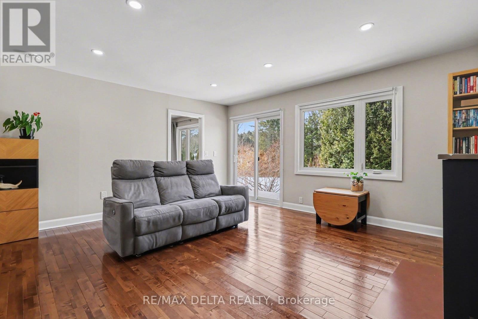 3395 MARCIL ROAD Image 9