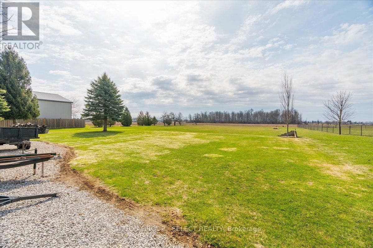 51169 CLINTON STREET Image 39