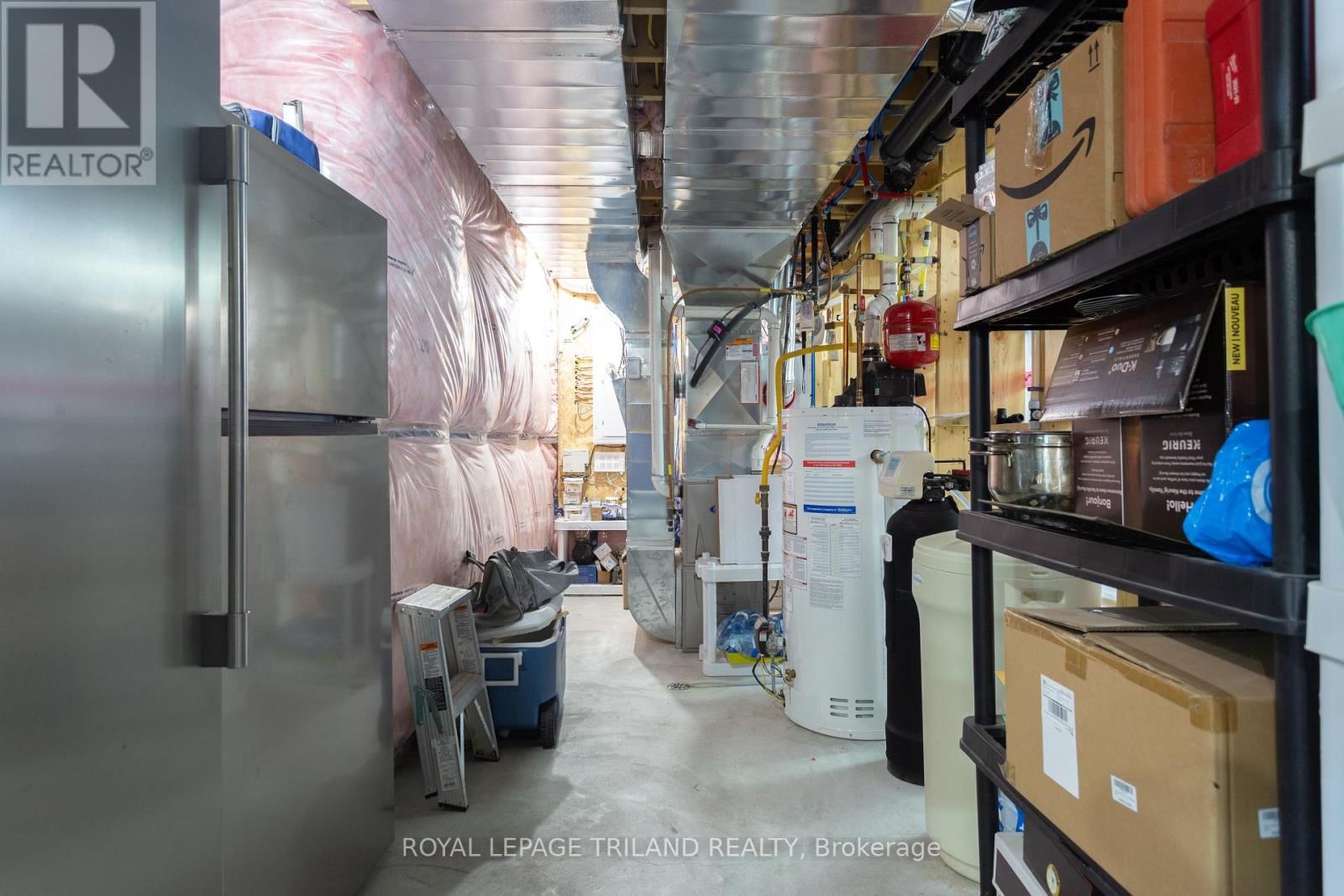 253 BOARDWALK WAY Image 39