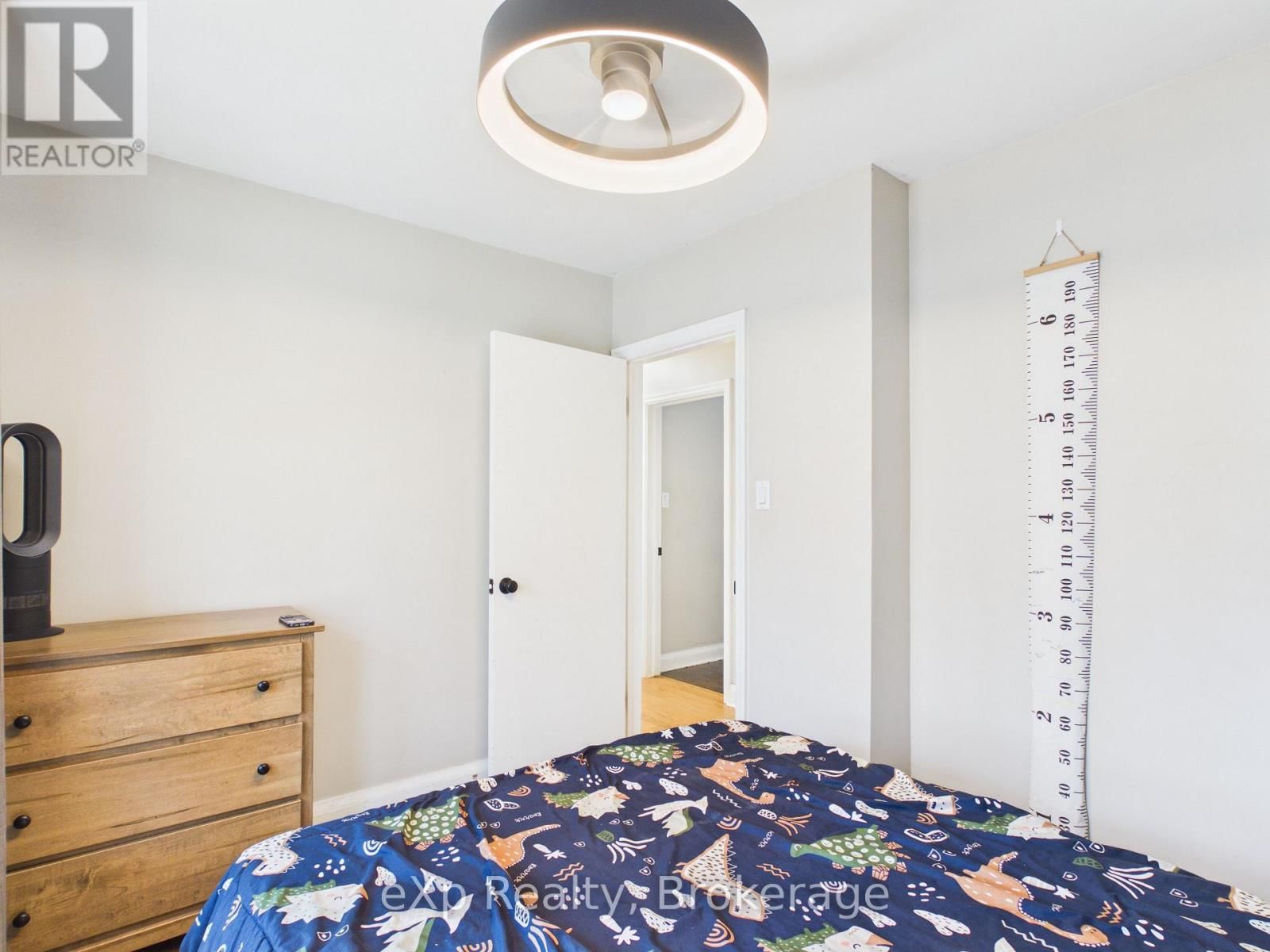 40 JOHNSTONE BOULEVARD Image 18