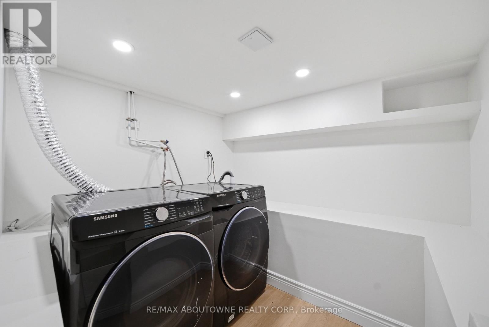 7238 PARKDALE STREET Image 21