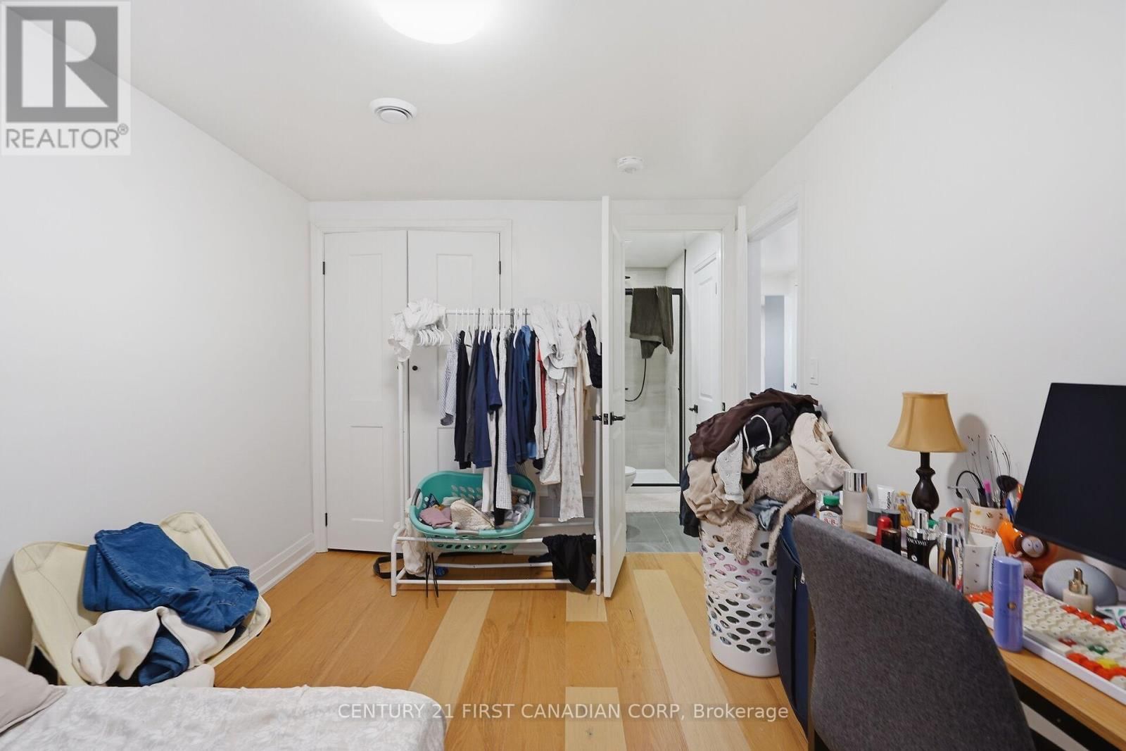 767 QUEBEC STREET Image 40