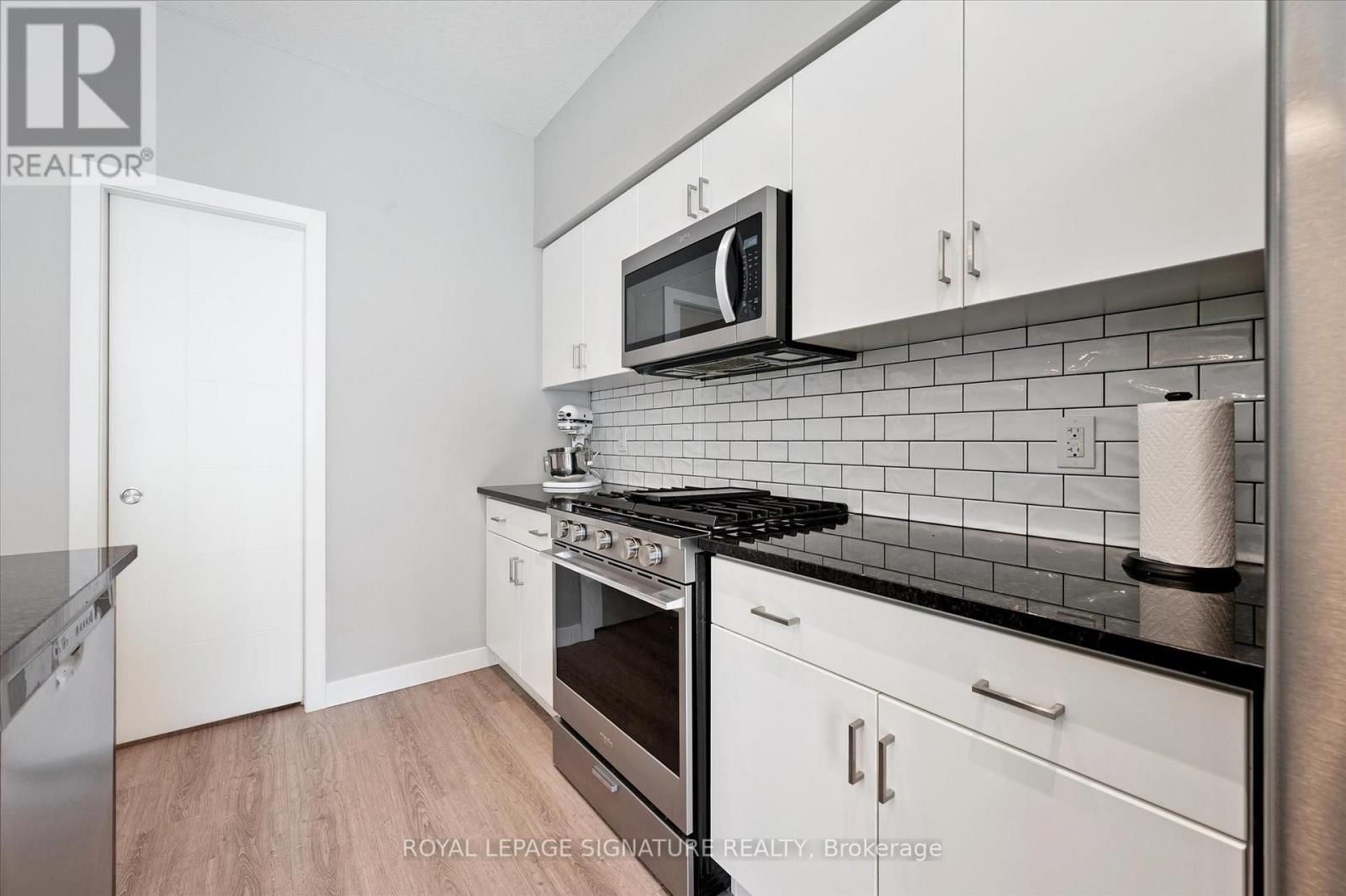 77 BEECHWOOD AVENUE Image 14