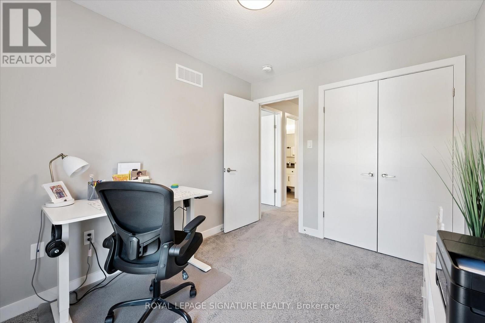 77 BEECHWOOD AVENUE Image 24