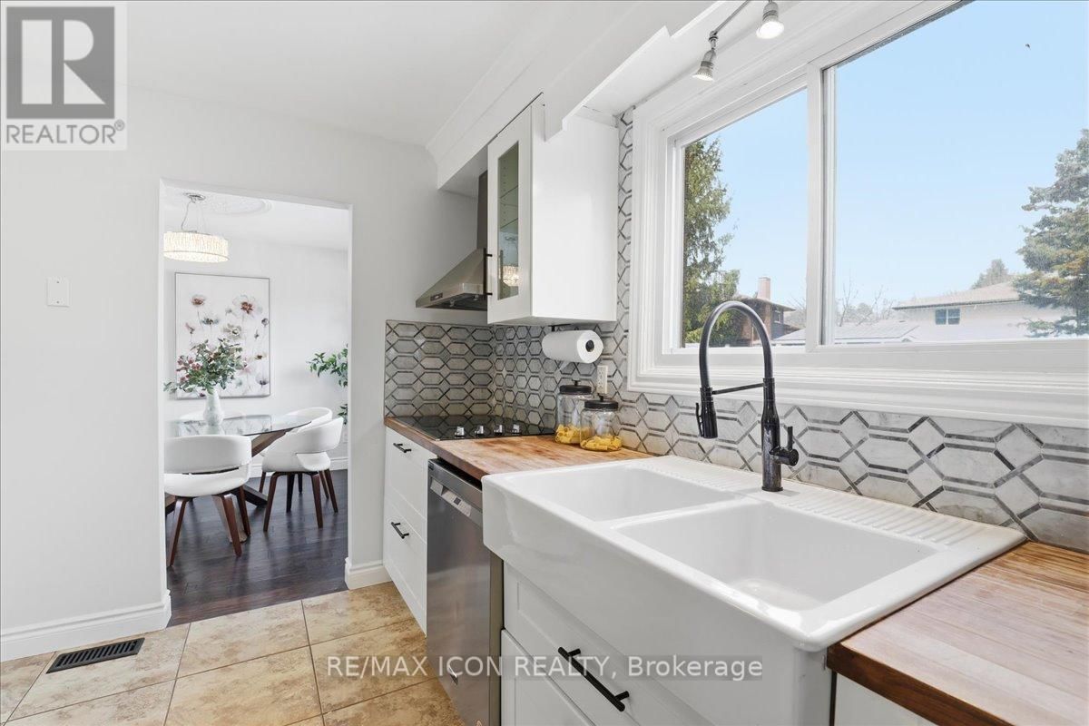 112 WHITE OAK PLACE Image 15