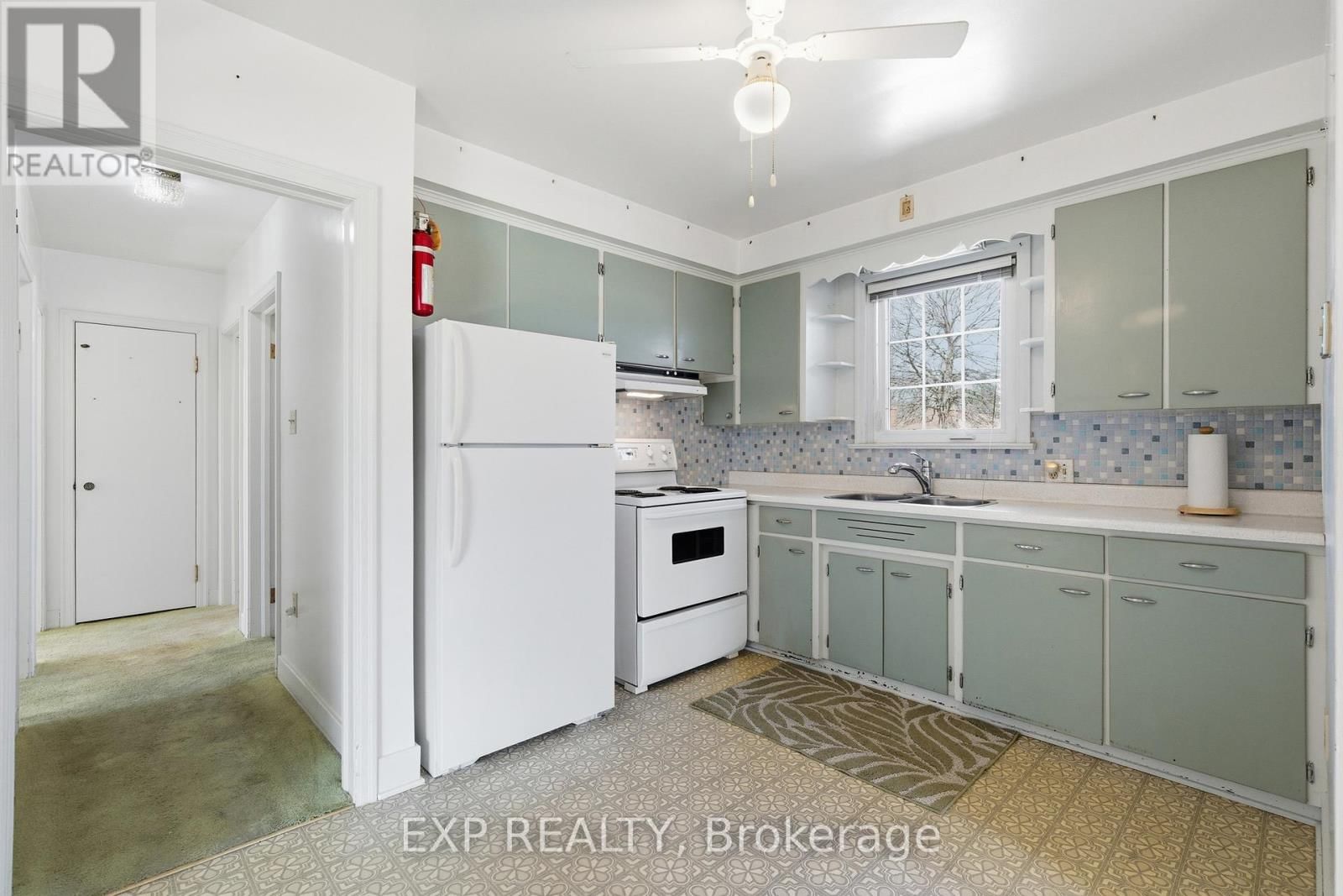 5893 CARMAN STREET Image 15