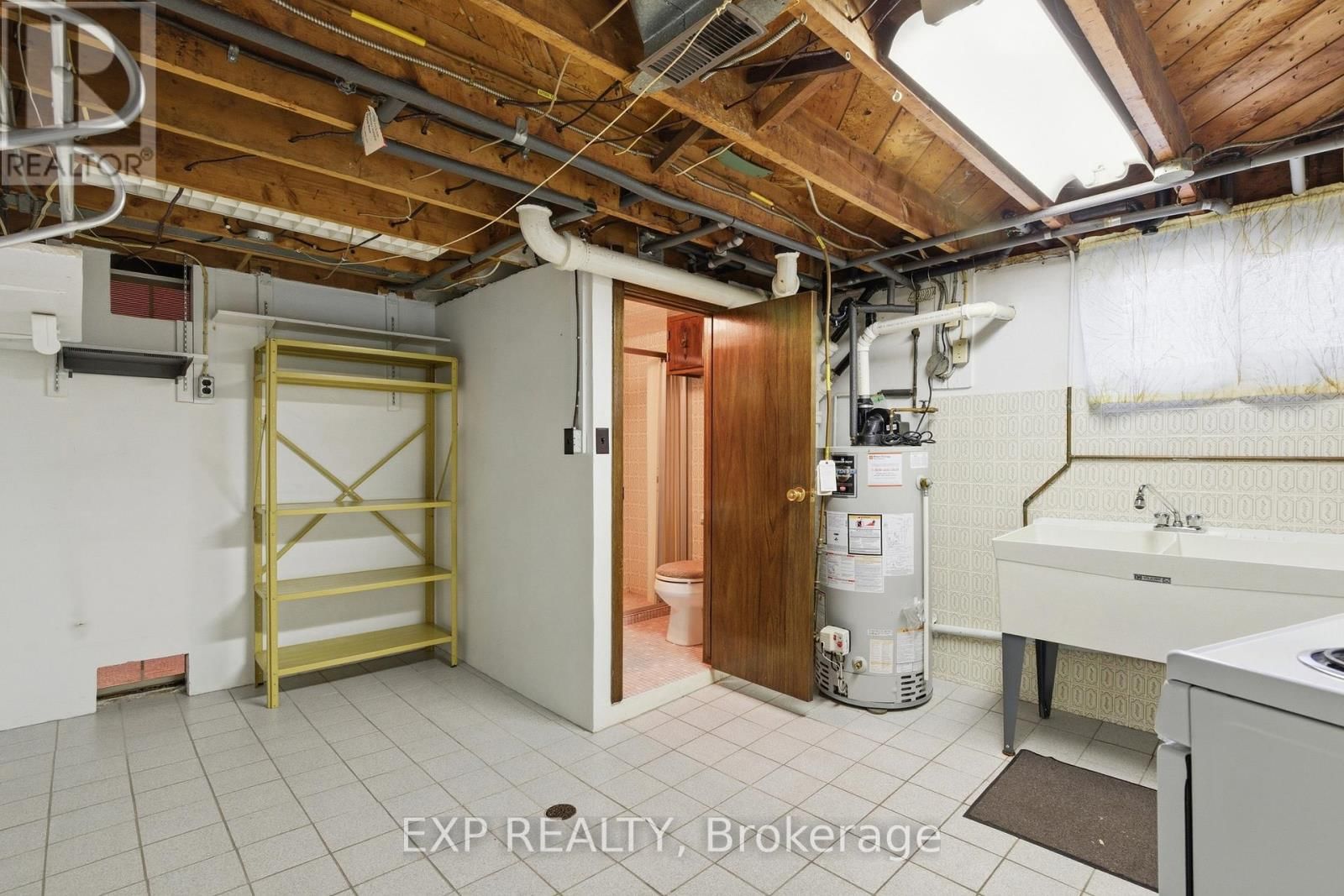 5893 CARMAN STREET Image 34