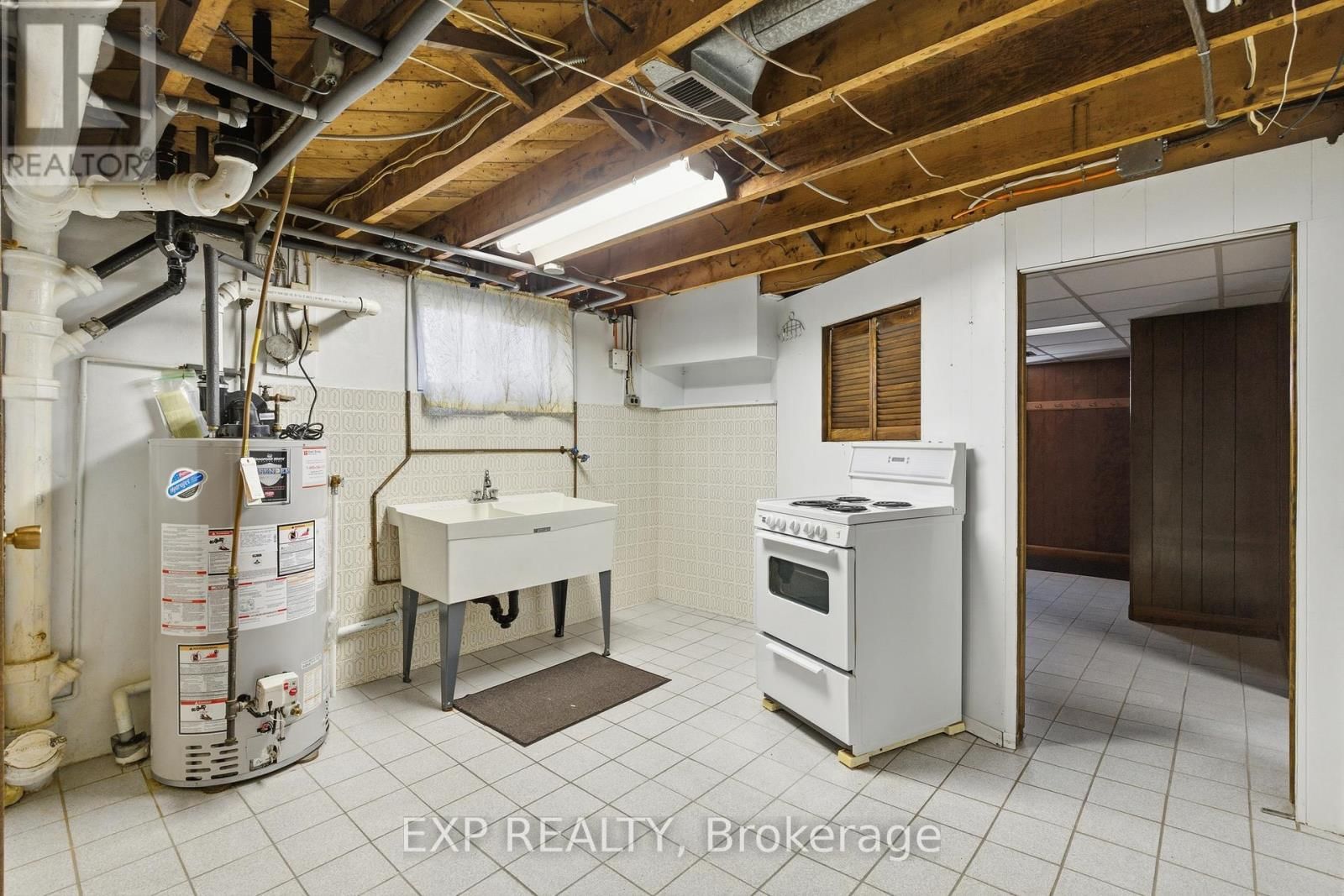 5893 CARMAN STREET Image 35