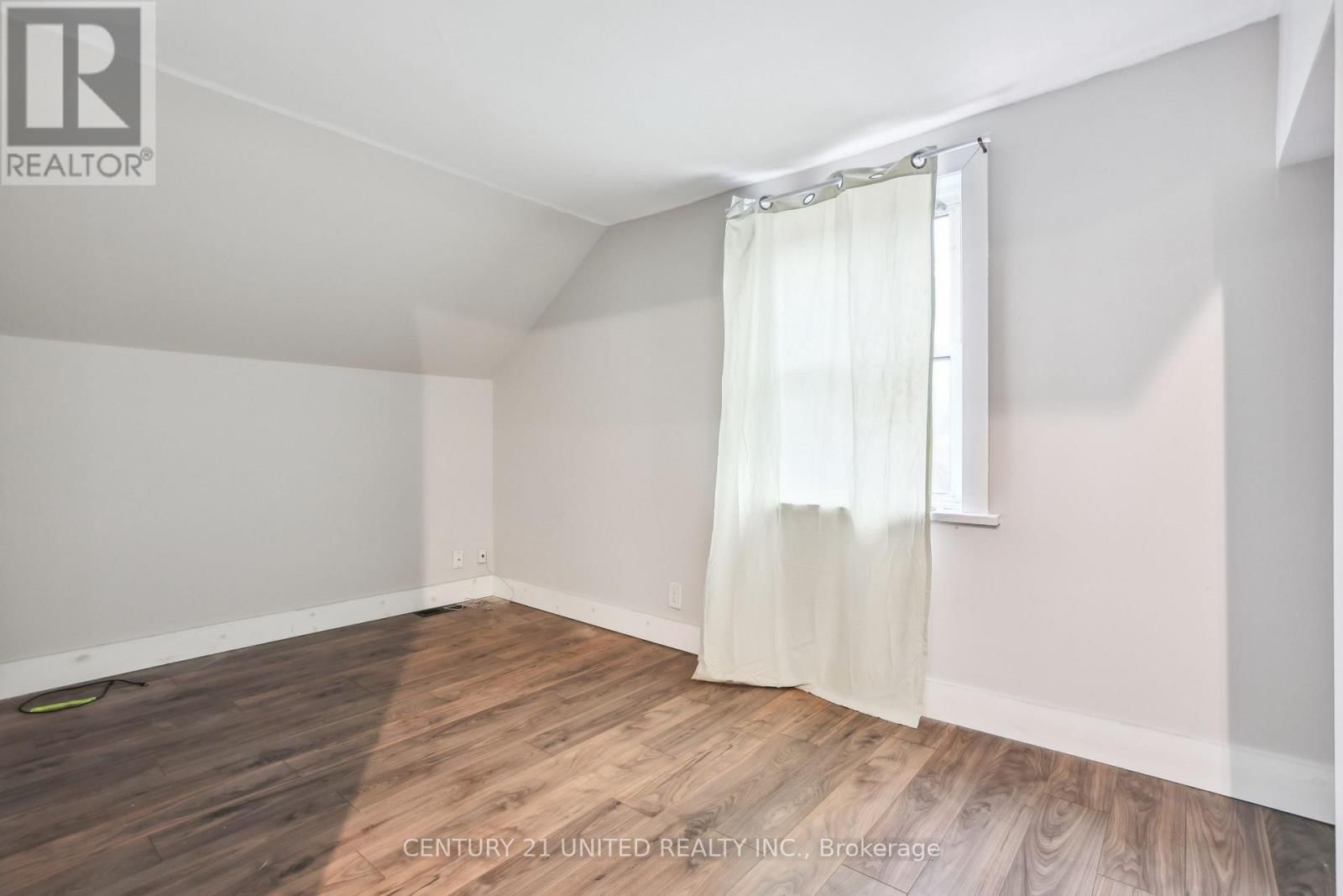 Unit 2 - 19 SENECA STREET Image 10