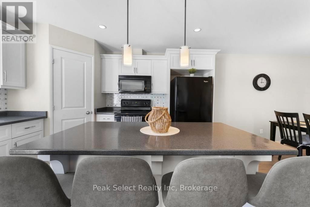 112 EDISON STREET Image 11