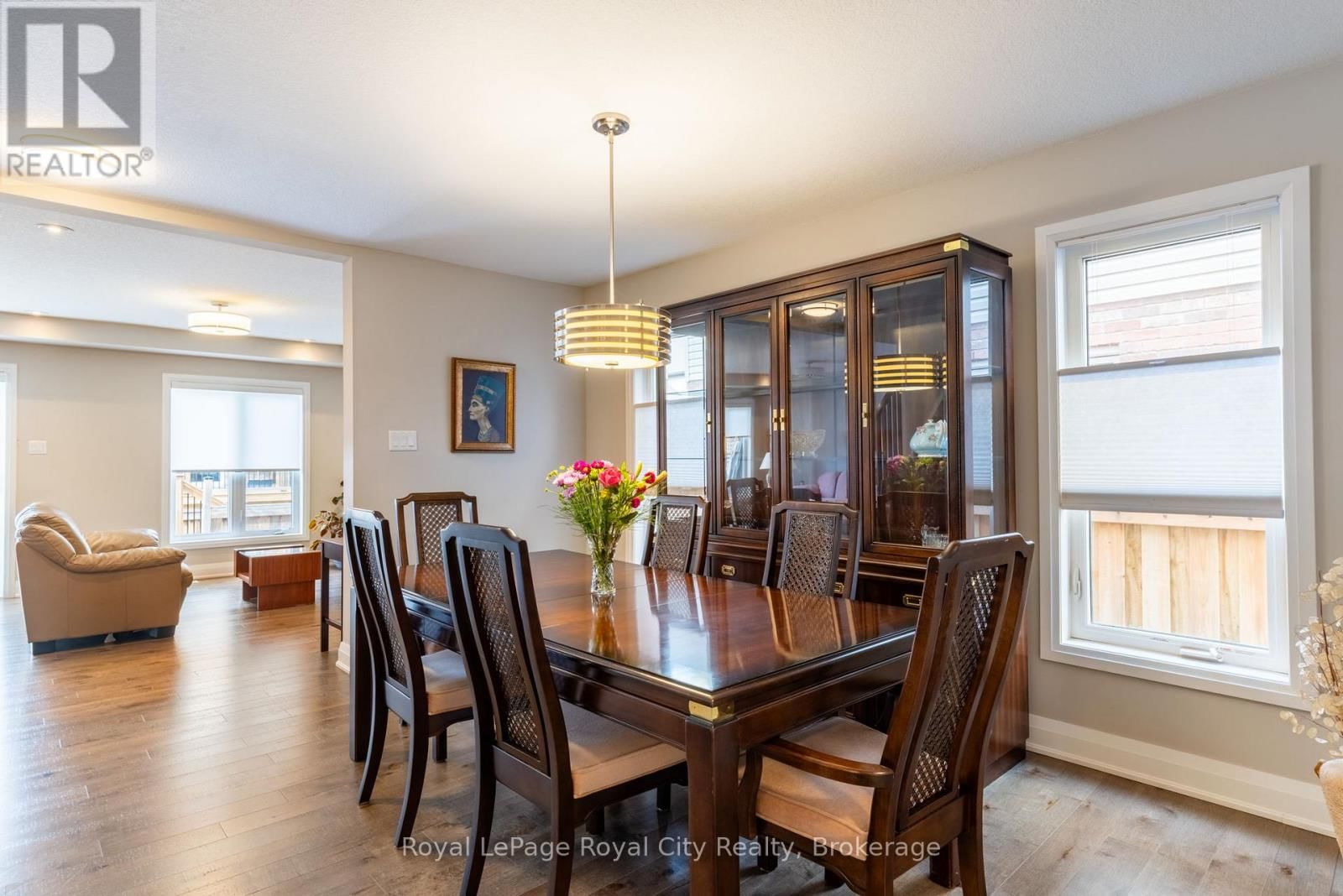 65 ABERDEEN STREET Image 10