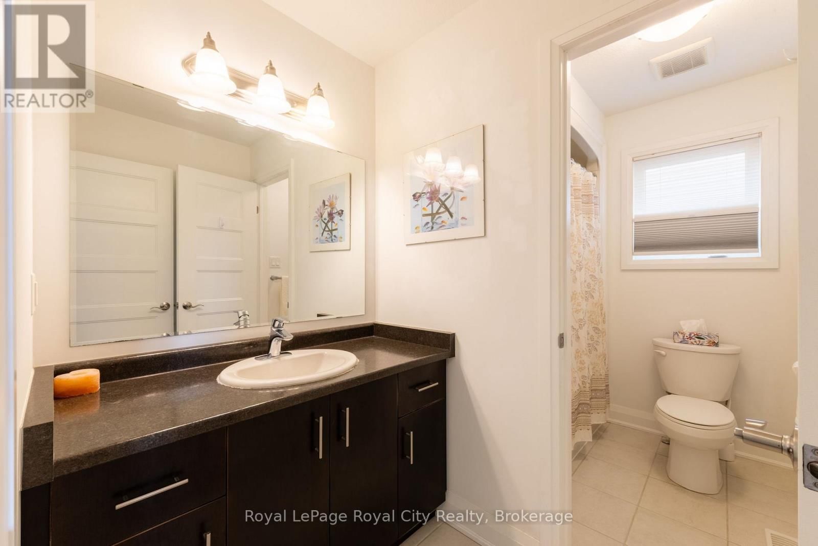 65 ABERDEEN STREET Image 34