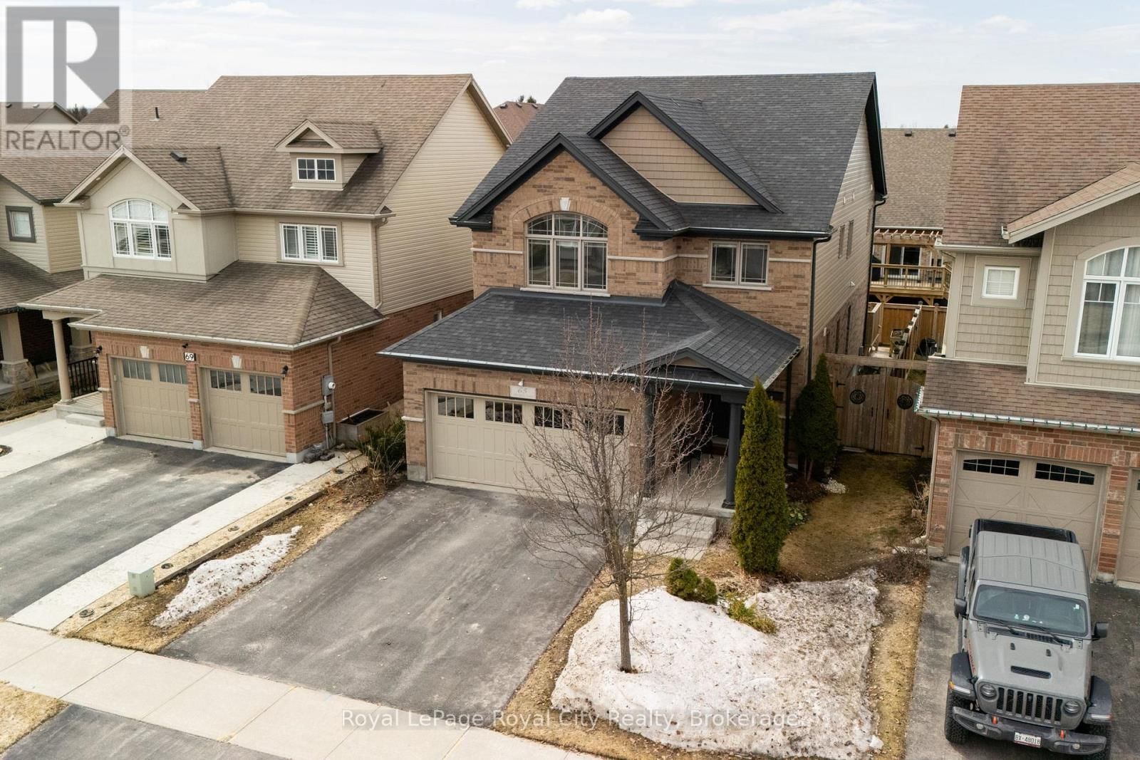 65 ABERDEEN STREET Image 45