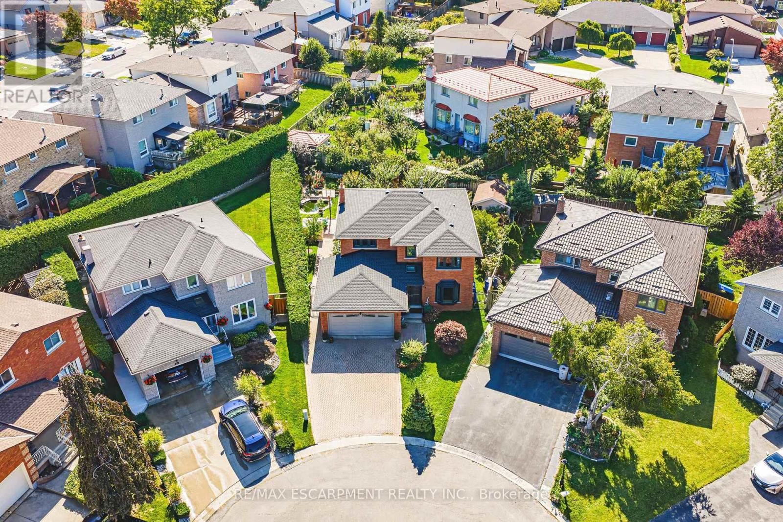 19 GLENHAVEN COURT Image 28