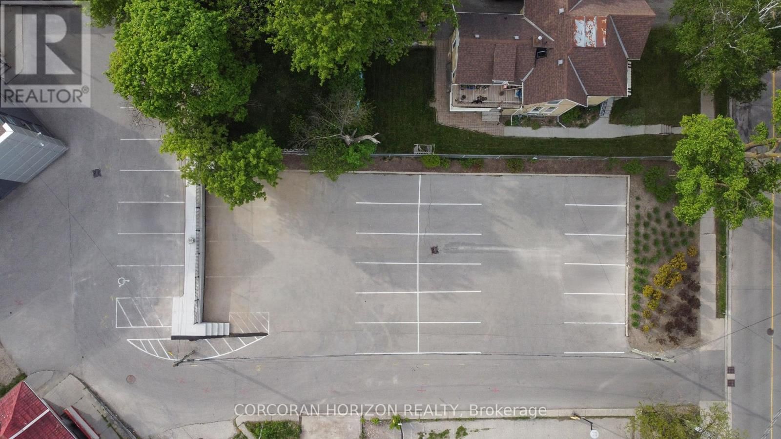 618 KING STREET WEST Image 46