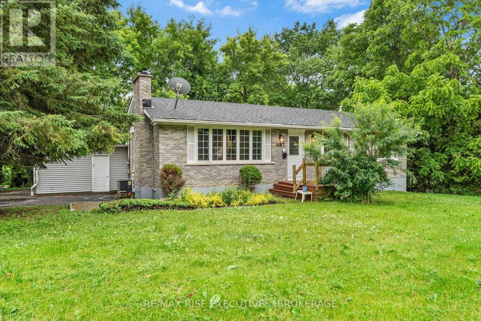 687 HIGH GATE PARK DRIVE Image 4